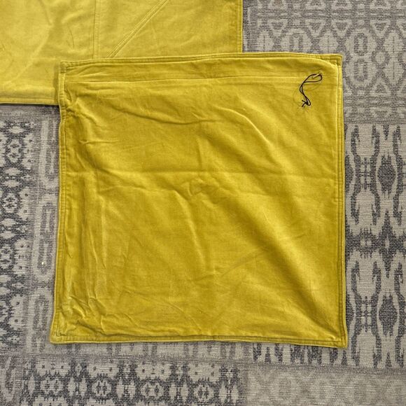 Lot 2 NEW West Elm Washed Cotton Velvet Pillow Cover 18”x18” Dark Horseradish - Picture 6 of 10